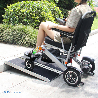 Ruedamann 28.1"W Folding Wheelchair Ramp,Aluminum,Portable,Handle,600 lbs,Doorsteps,Black